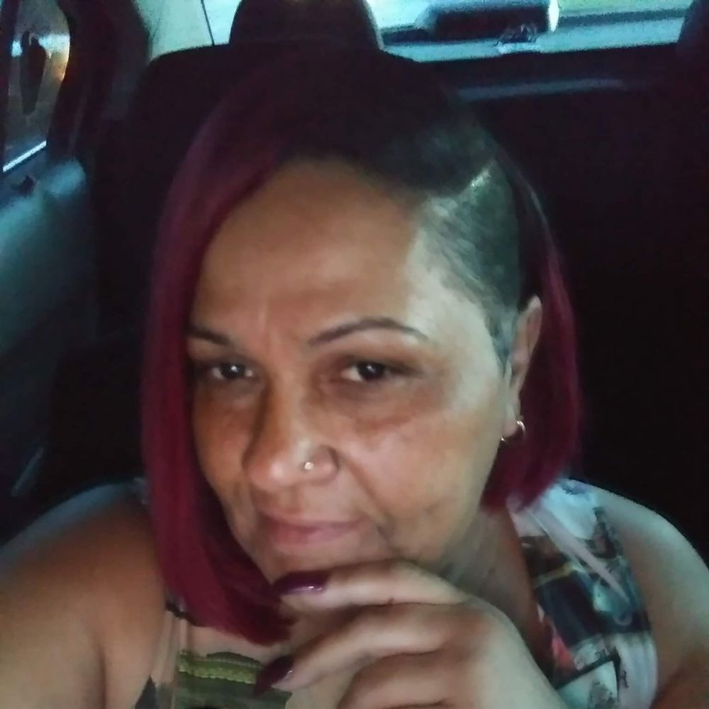 Meet your Posher, Msbee